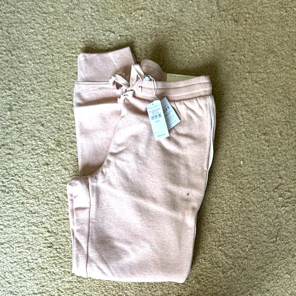 American Eagle Classic Jogger
